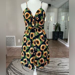 Mimi Chica Floral Bow Tie Front Cutout Button Front Mini Dress Large